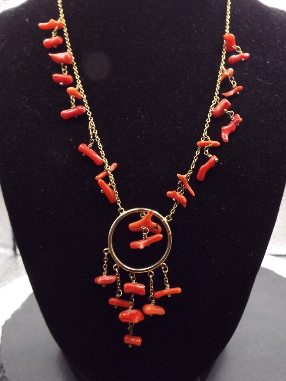 COOKIE LEE NATURAL RED CORAL DANGLING HOOP NECKLACE 1 - Picture 2 of 3